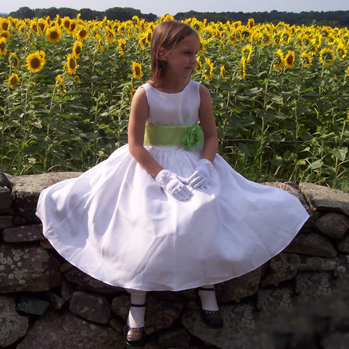 mb104_white_sunflower-girl-dress