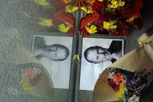 1005jobsB03JPG_slideshow