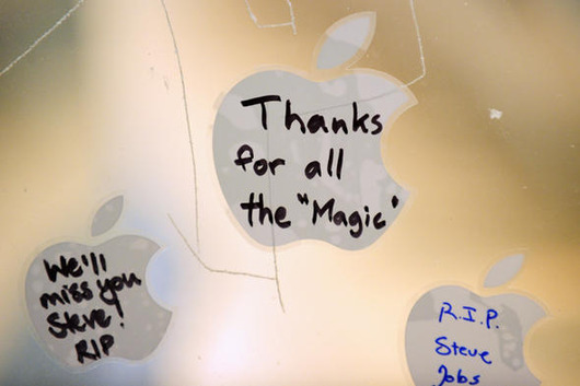 1006applefan06_slideshow