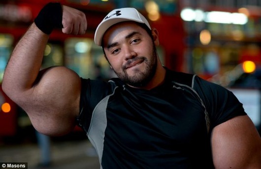 article-2202054-14F953F7000005DC-39_634x412