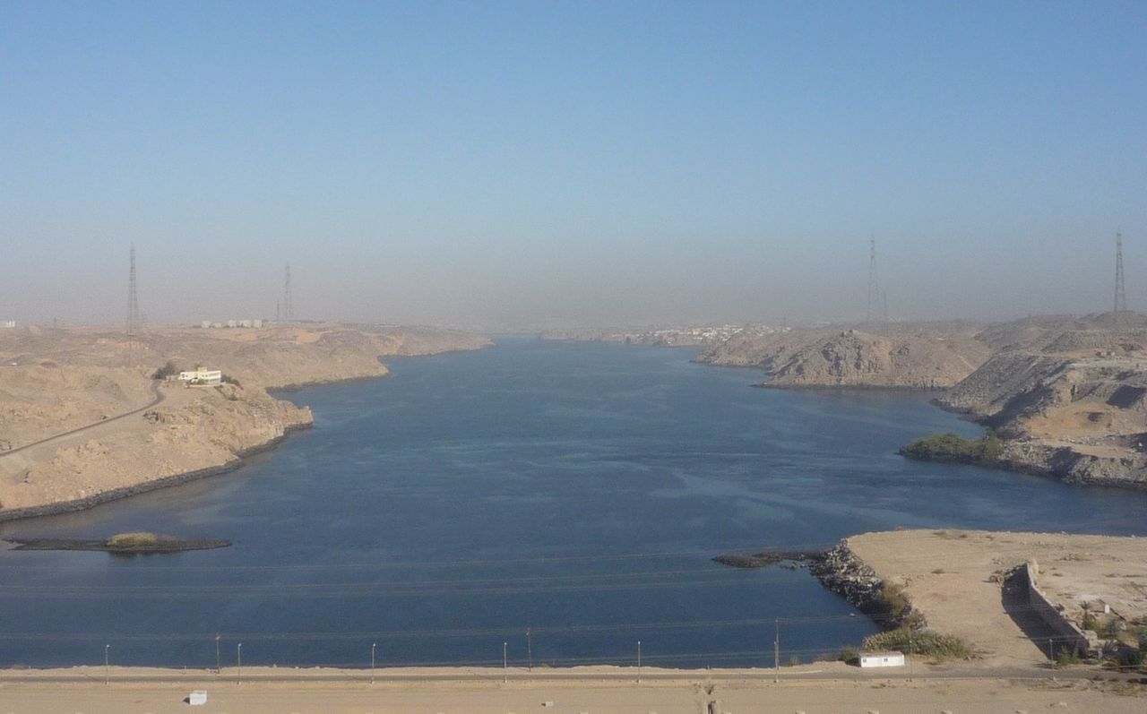 想い出 エジプト ナイル川クルーズの旅 ４ アスワン フィラエ島 ファルーカ船 花雲雀の旅とハイキング