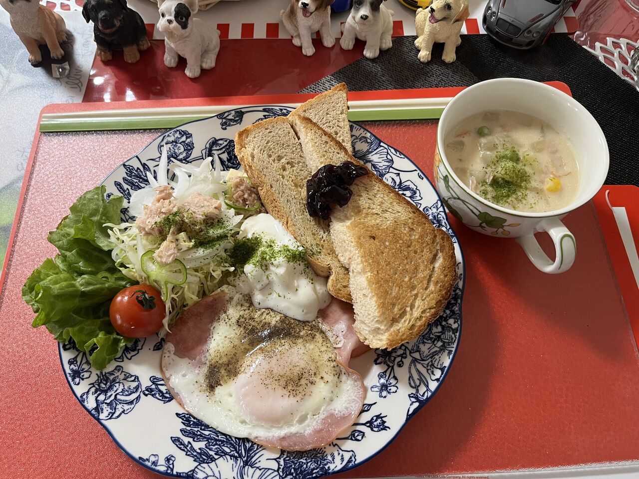 健康と美容~B級グルメ全粒粉パン朝食画像01画像01by京都国際芸術協会CEO北洞院エリ子花前カレン(京都四条北洞院流華法道家元エリ子)@京この頃ブログ