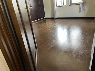 写真集～ワックスがけ(7)／花前カレン画像
▼画像クリックで1280x960pxlsに拡大＠北洞院エリ子花前カレン