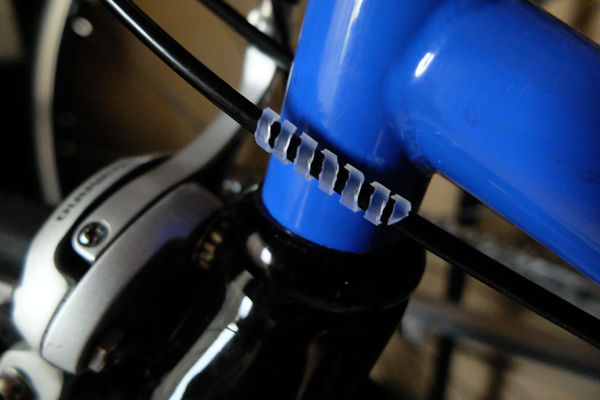 格安で 自作する 自転車用 フレームプロテクター 花ぽたカメラ 格安で 自作する 自転車用 フレームプロテクター 花ぽたカメラ