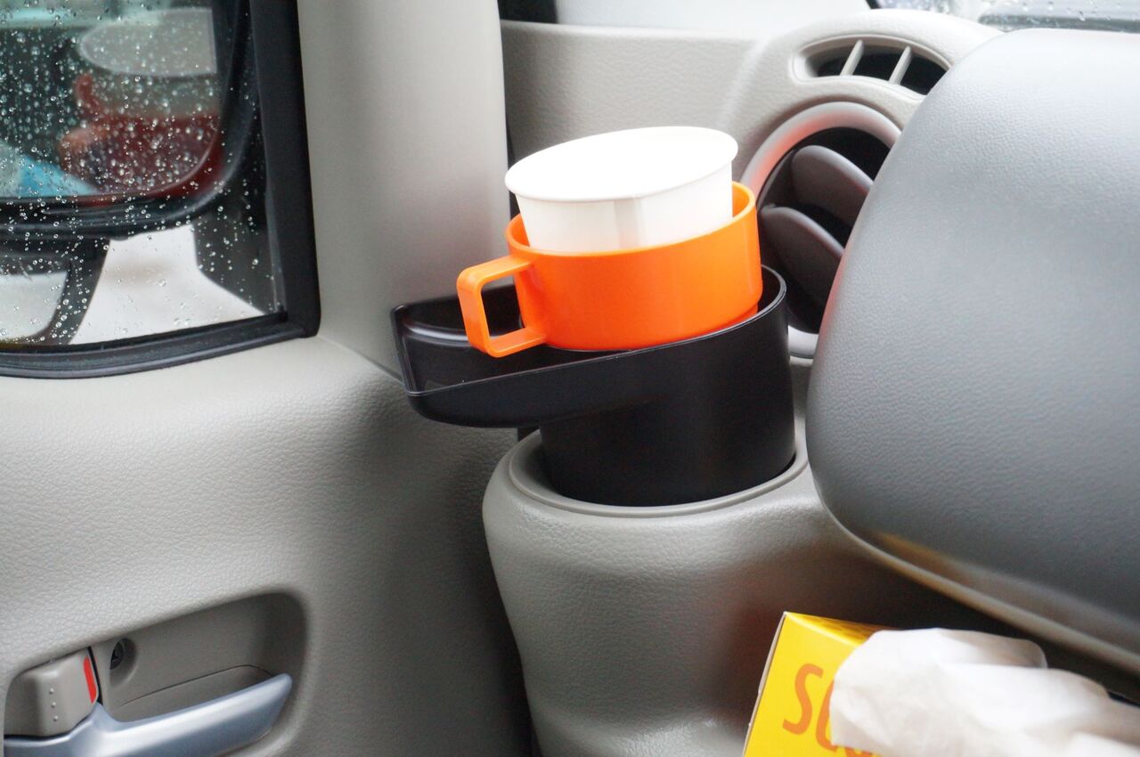 エブリィワゴンのカップホルダーを何とかしたい ゆるゆる登山と車中メシ日記