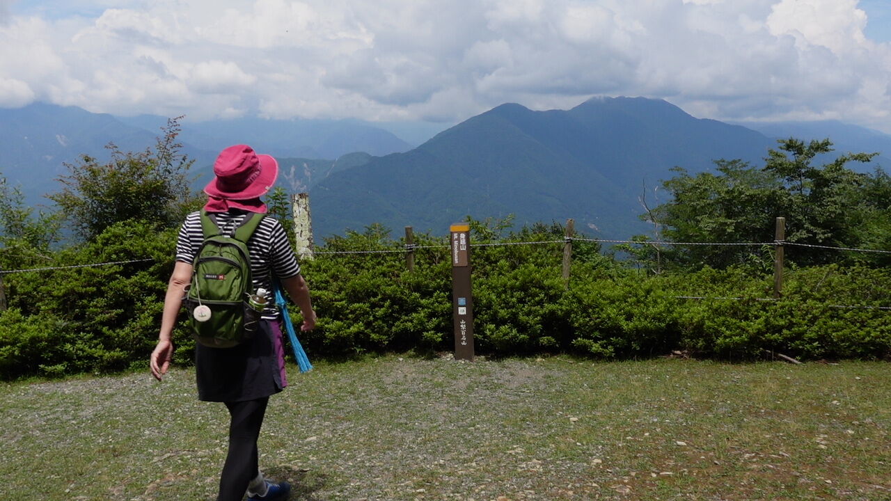 真夏の身延山で登山という修業してきた ゆるゆる登山と車中メシ日記 真夏の身延山で登山という修業してきた ゆるゆる登山と車中メシ日記