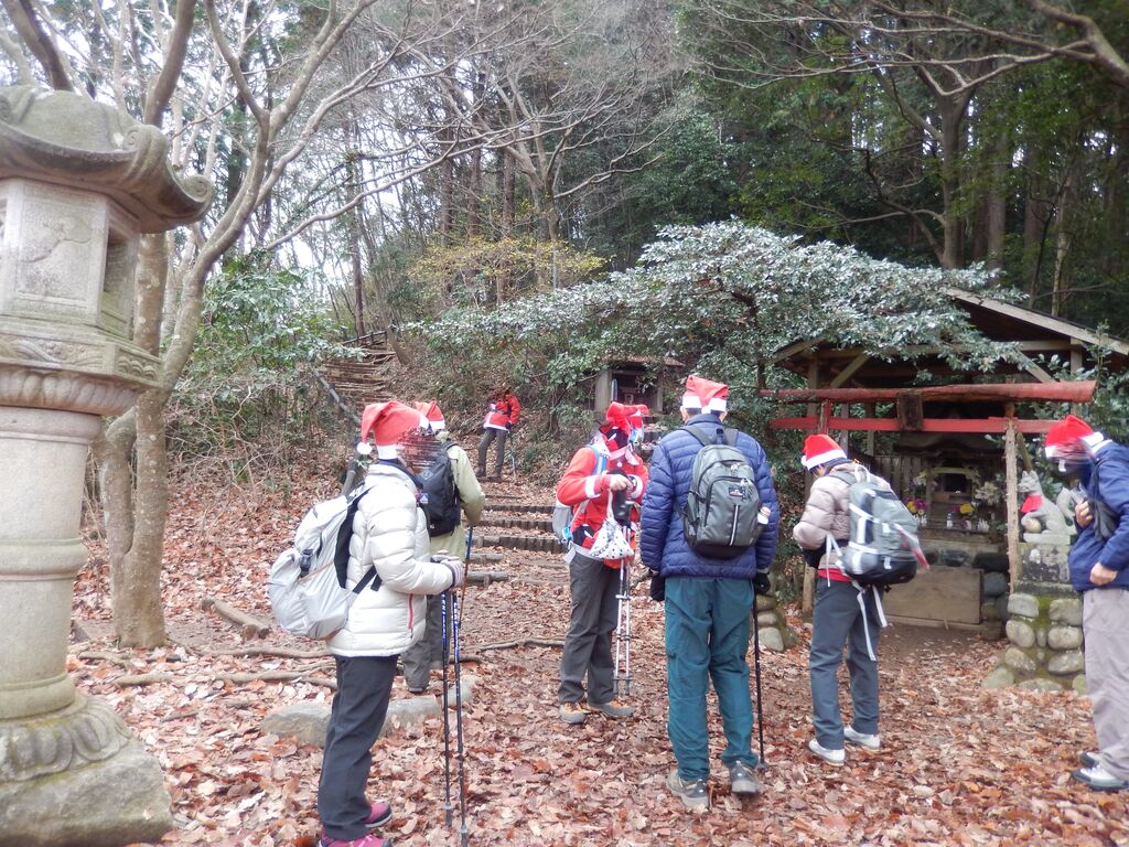 高尾山クリスマス登山 本日も佳きお日和