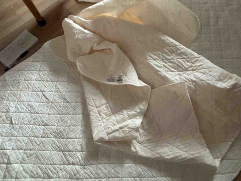 6CD25602-14C7-4B2F-A7EE-E89BD260FE27