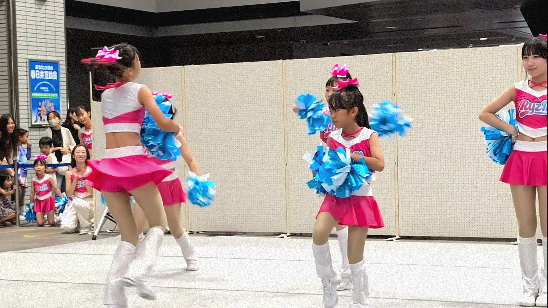 Jsjc Changing お顔がとってもかわいい中学生のパンティーが見えた! JSJC処女っ子チアガール軍団 : ちょっとエッチなブログ