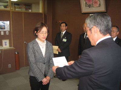 塙町 高澤新教育委員に辞令 塙タイムス 塙町 高澤新教育委員に辞令 塙タイムス