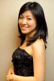 山口友由実 写真