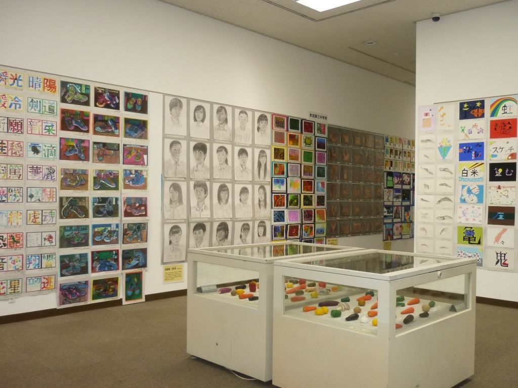 町田市公立小中学校作品展の始まりです 芹ヶ谷だより