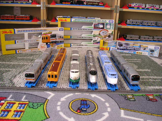 プラレールJR東日本新幹線アニバーサリーセット連結仕様