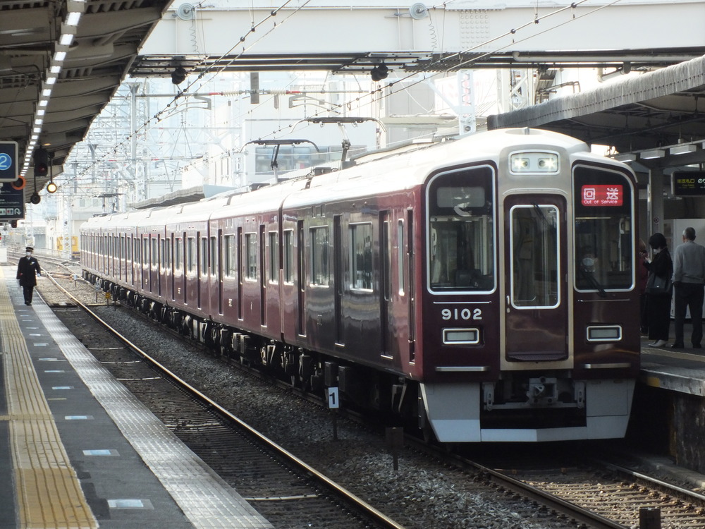 026E471C-270D-4B24-8297-7349C1AE8AAC
