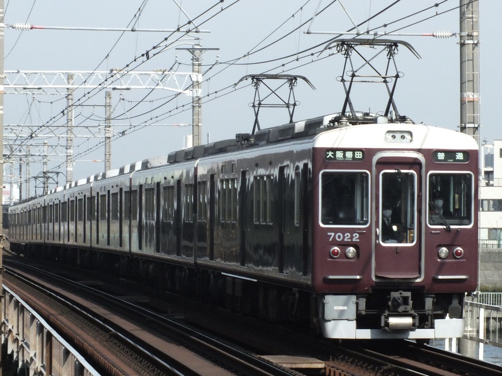 D7521DF8-FF29-43F3-A54E-F4182A6FB54B