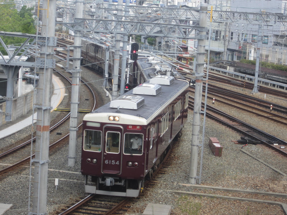 382EA5A9-3F29-4109-B0EA-51EA0386354C
