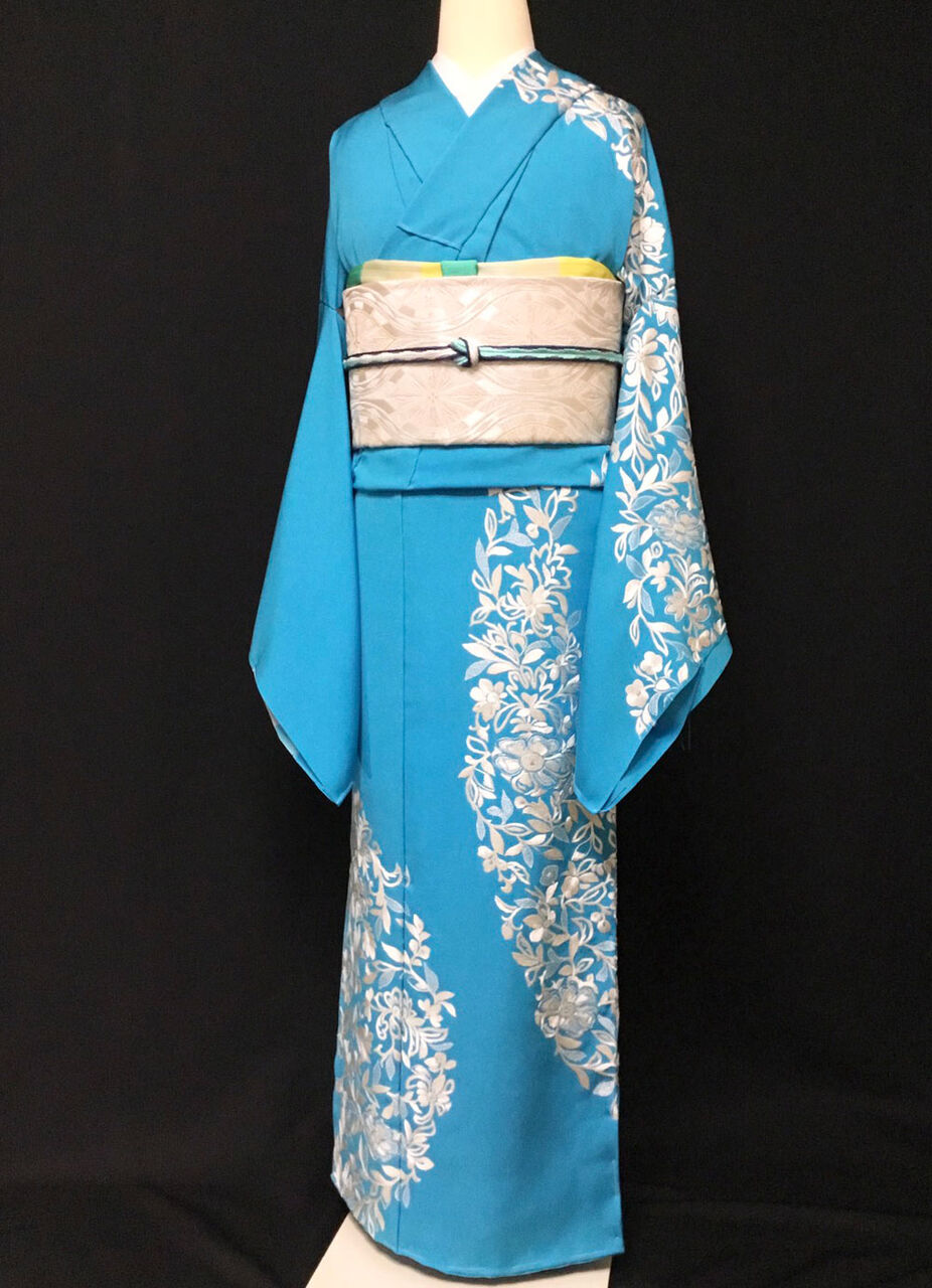 はんなりオリジナルな刺繍の訪問着 : 和を着る。楽しむ はんなりオリジナルな刺繍の訪問着 : 和を着る。楽しむ