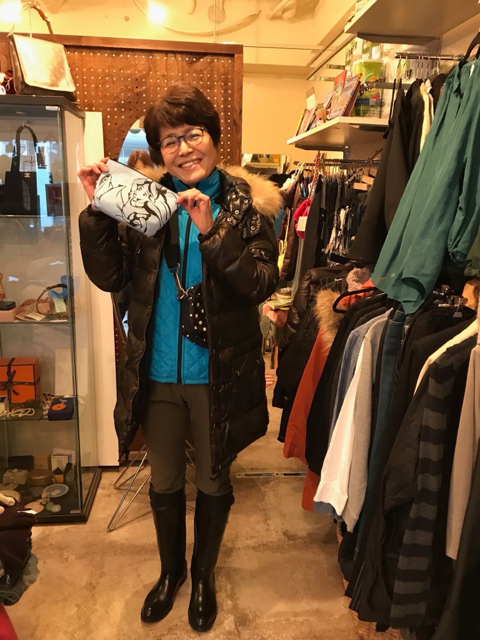 ひとみさん ディズニーランド寒さ対策オシャレコーディネート おしゃれコーディネートなら福岡市中央区のhanohanomarket ハノハノマーケット ひとみさん ディズニーランド寒さ対策オシャレコーディネート おしゃれコーディネートなら福岡市中央区のhanohanomarket ハノハノマーケット