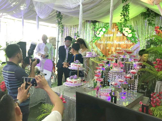 ベトナムの結婚式の慣習は興味深い 今日は新郎の家での結婚式です ハノイでまったり生きてます Fwf ベトナムの結婚式の慣習は興味深い 今日は新郎の家での結婚式です ハノイでまったり生きてます Fwf
