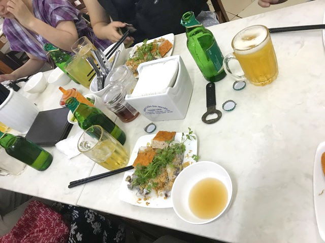 ハノイに観光にきて 朝からビールを飲んでみませんか ハノイでまったり生きてます Fwf
