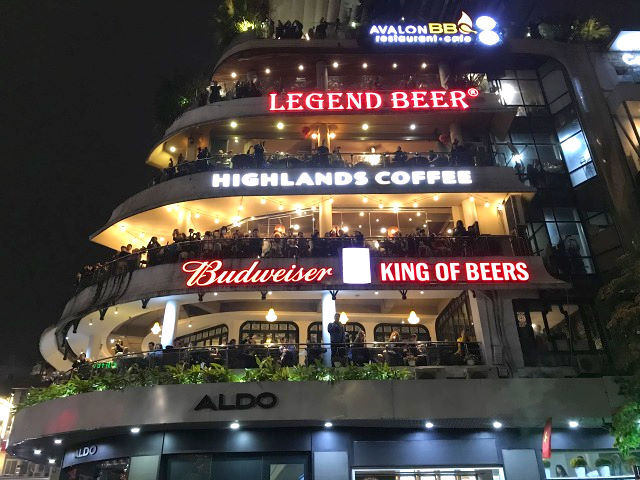 2020年元旦 テト のカウントダウン花火を見てから初詣 花火の動画あり ハノイでまったり生きてます Fwf