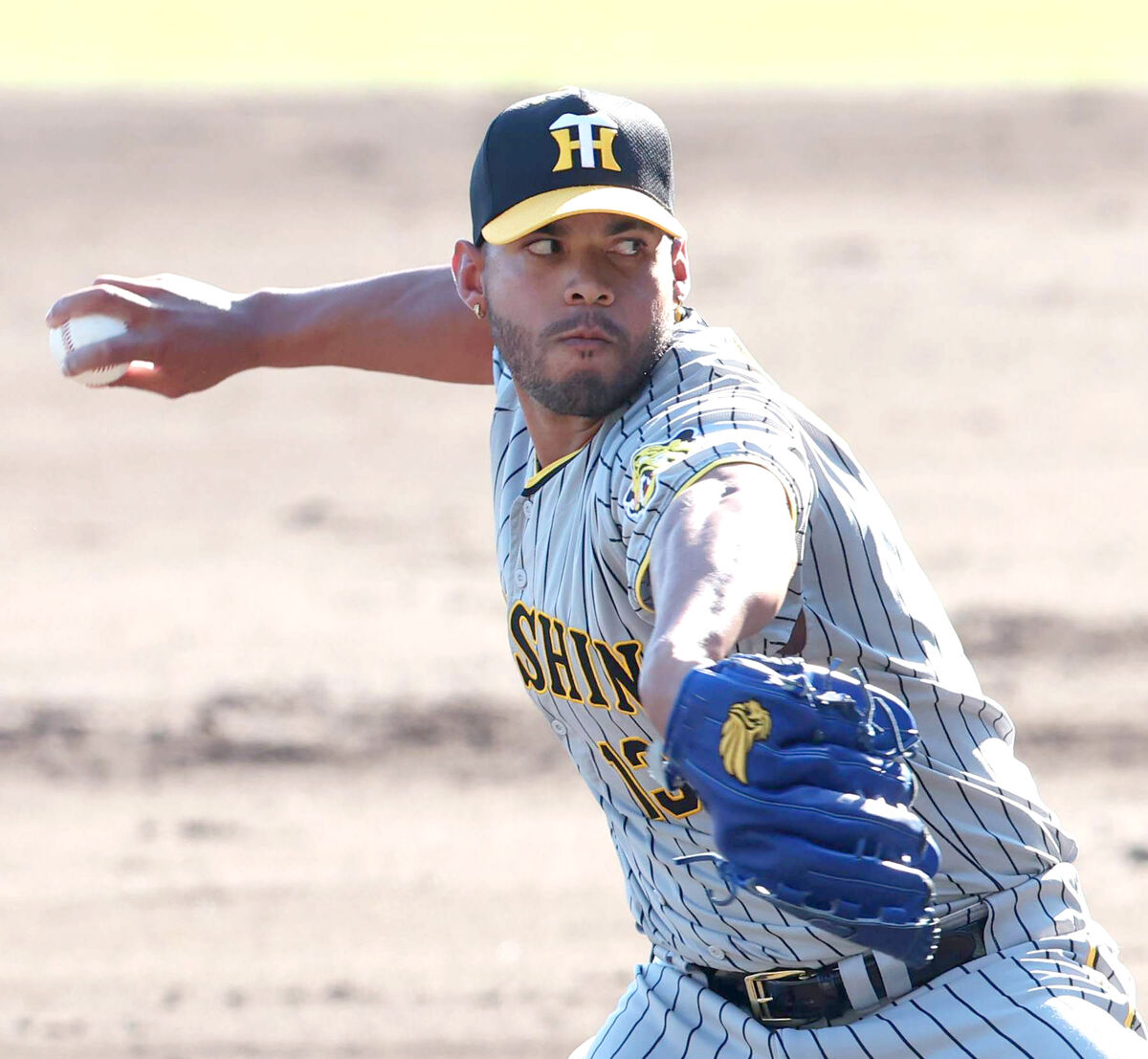 【阪神】ベタンセス、苦悩のピッチング: 3安打4四球でKO