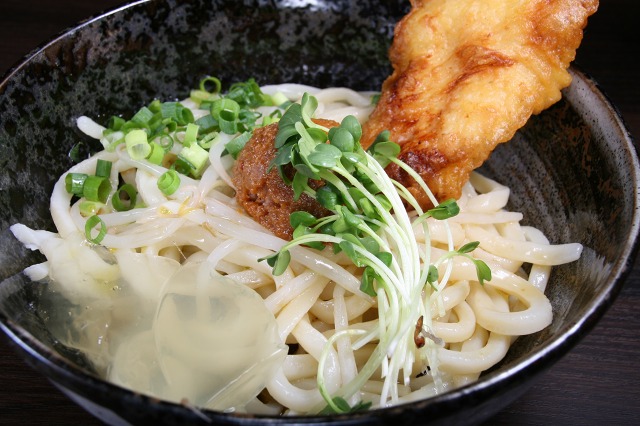閉店 うどん 香川家 東京 東陽町 ブログbｙフードジャーナリスト はんつ遠藤