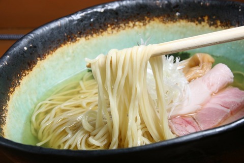 a-izakanays4