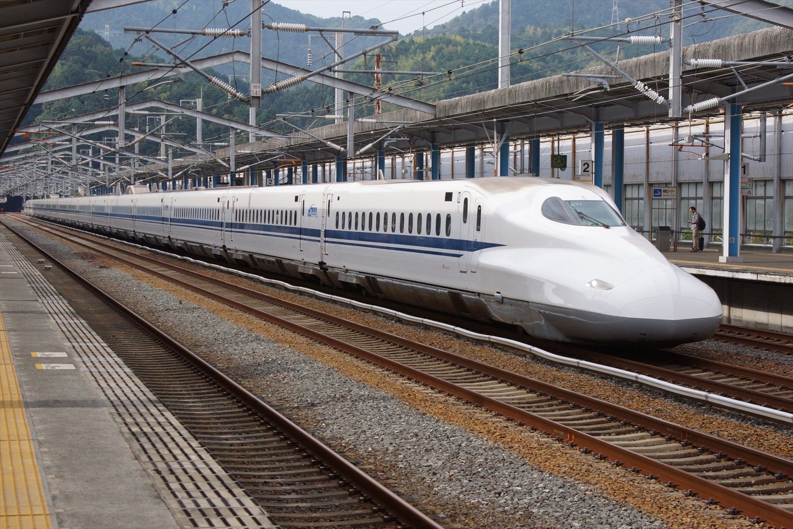 東海道新幹線のモバイルオーダーで人生初の「車内販売」を利用
