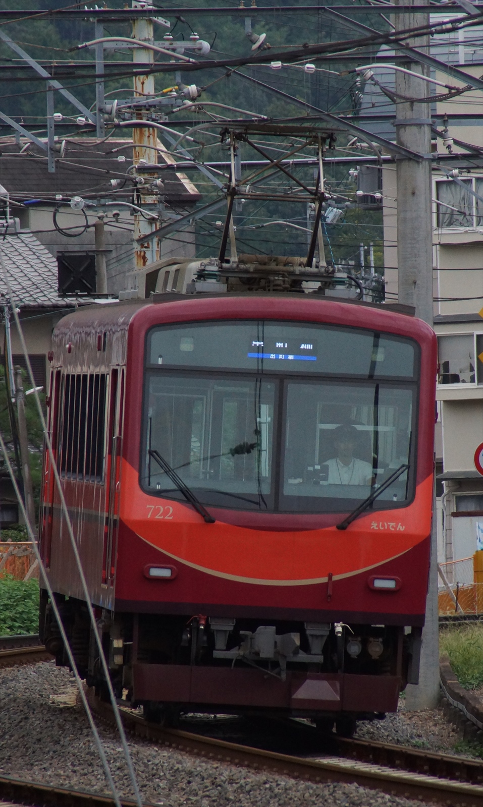 叡山電鉄700系・リニューアル車（722号）をみる : 阪和線の沿線から