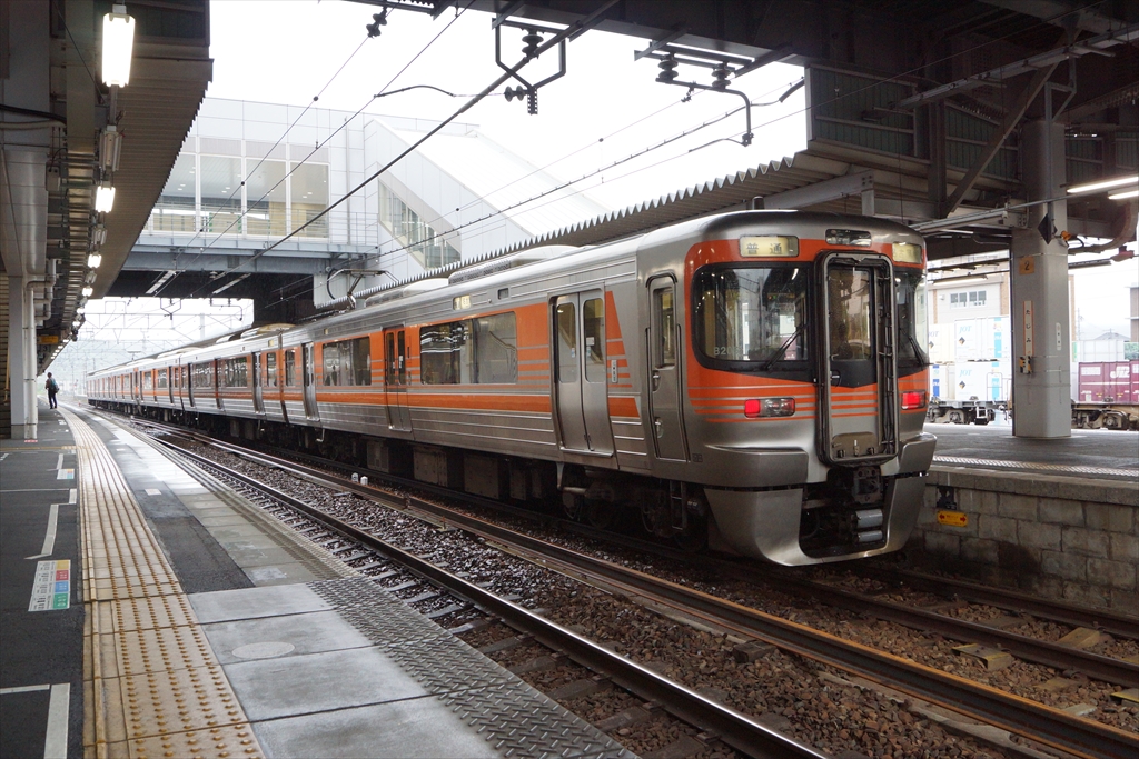 313系8000番台(元「セントラルライナー」車両)は静岡地区へ 313系8000番台(元「セントラルライナー」車両)は静岡地区へ