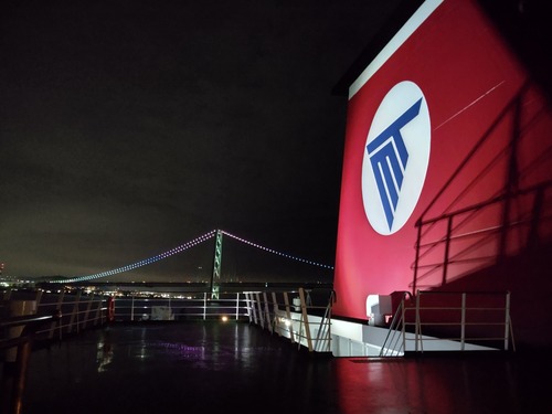 HORIZON_0001_BURST20191122210112454_COVER