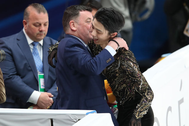 オーサー氏 ユヅルを語る 遅くなってゴメンネ 羽生結弦くんaa応援コラムブログ お茶菓子つき オーサー氏 ユヅルを語る 遅くなってゴメンネ 羽生結弦くんaa応援コラムブログ お茶菓子つき