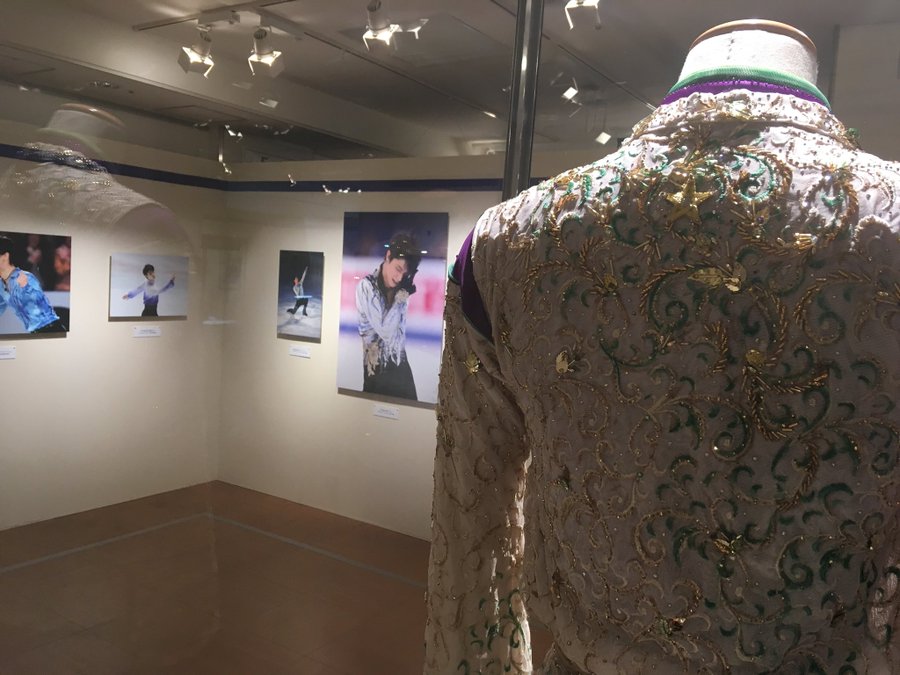 グッズの充実感が半端ない!「羽生結弦展」が日本橋高島屋で始まる。 (主催:読売新聞のヘンタイ度高し・・・u) : 羽生結弦 くんAA応援コラムブログ、お茶菓子つき グッズの充実感が半端ない!「羽生結弦展」が日本橋高島屋で始まる。 (主催:読売新聞のヘンタイ度高し・・・u) : 羽生結弦 くんAA応援コラムブログ、お茶菓子つき
