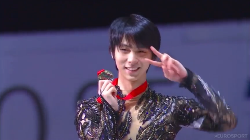 動画】表彰式。松葉杖で出てくれた(;o;) : 羽生結弦くんAA応援