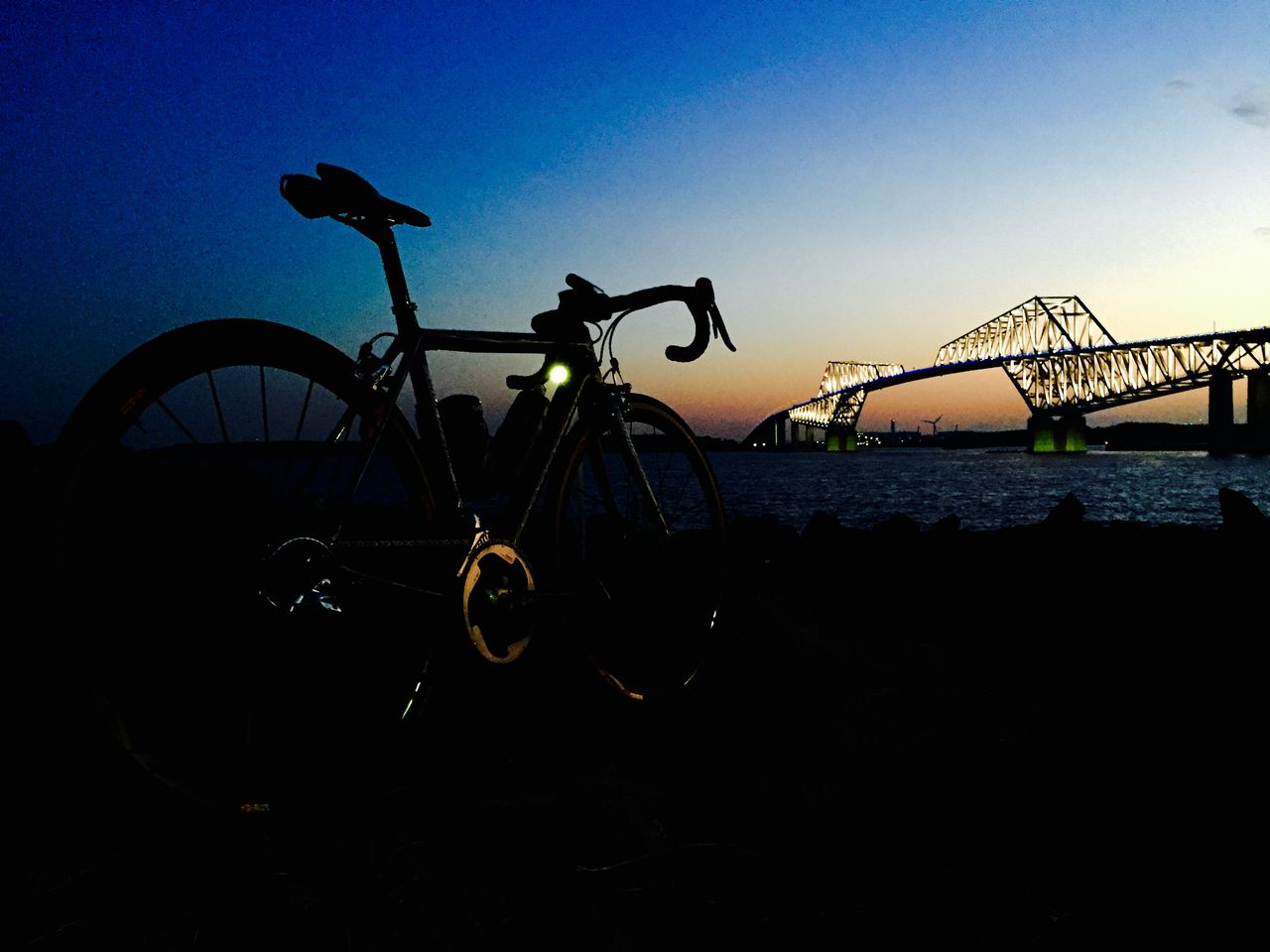 Iphoneで夜景と自転車をカッコよく撮りたい 輪行の奇行士 Haoのブログです