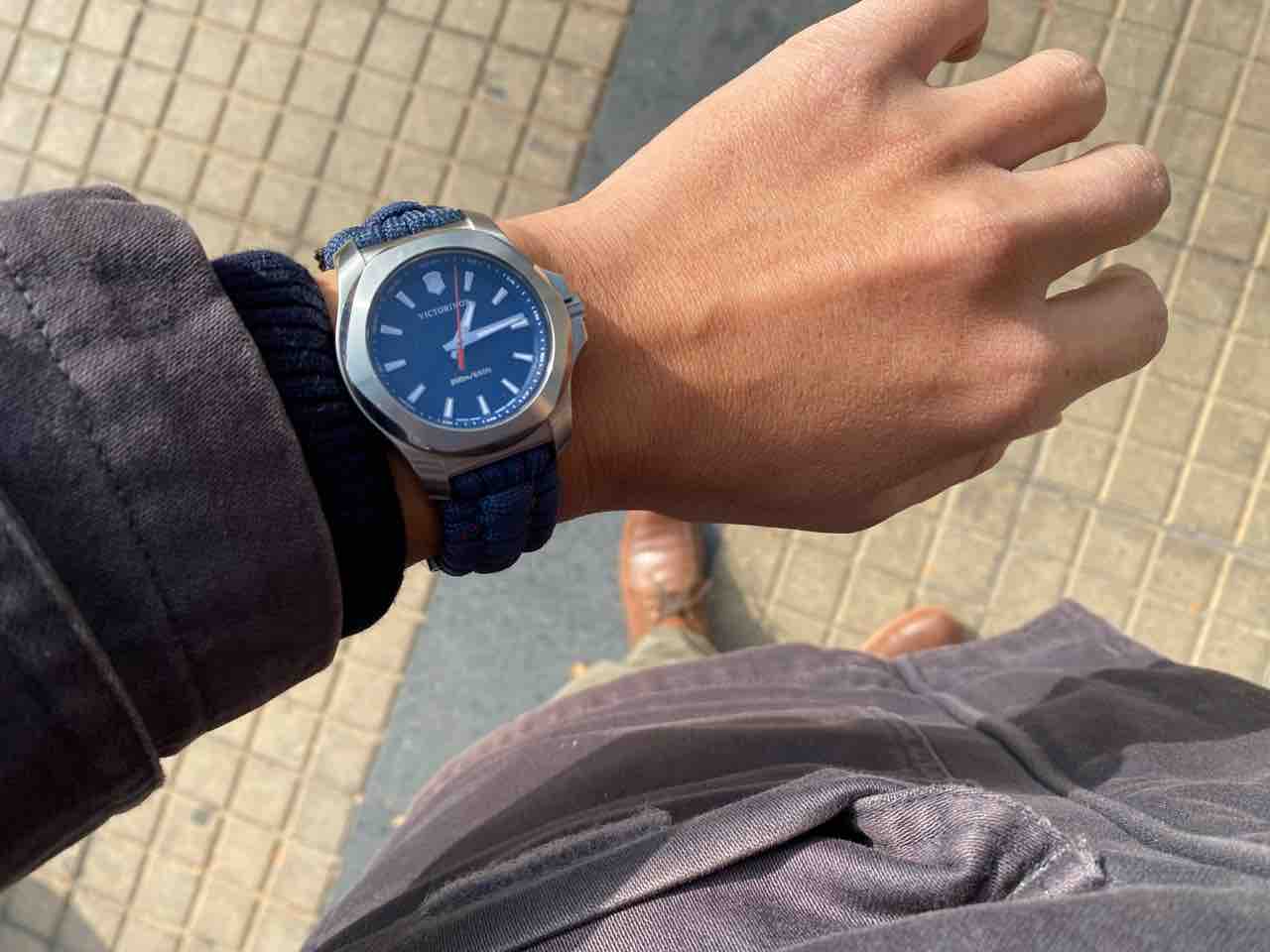 腕時計 ビクトリノックス スイス 241807 Victorinox Women's I.N.O.X.