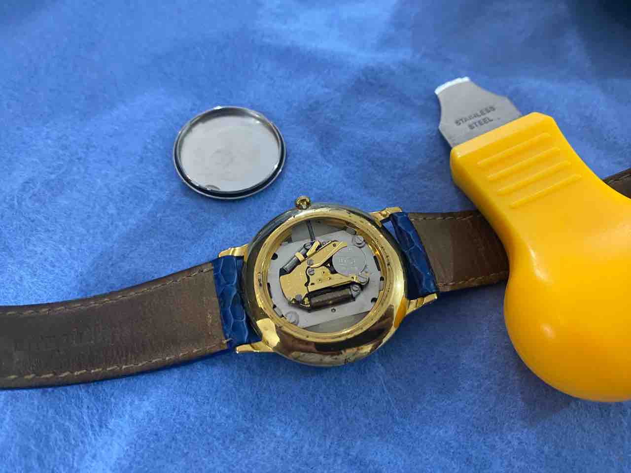 怖くないよ】腕時計の電池交換(シチズン クラブラメール コスモ