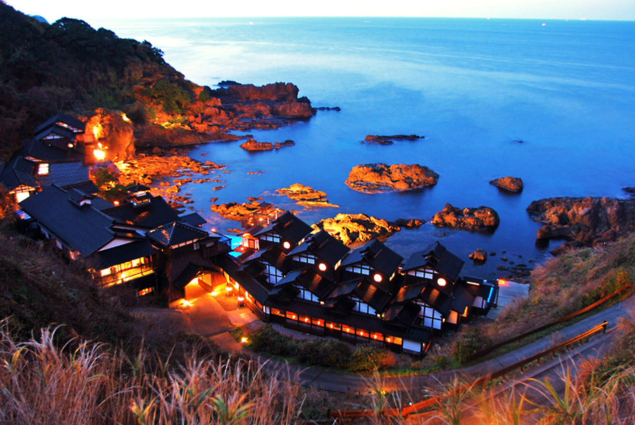石川県 よしが浦温泉 ランプの宿 の歴史 Happinese Ace 石川県 よしが浦温泉 ランプの宿 の歴史 Happinese Ace
