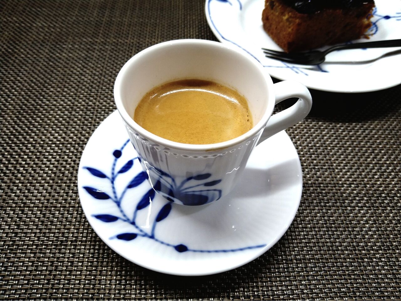 憧れの「ロイヤルコペンハーゲン」のエスプレッソカップを購入