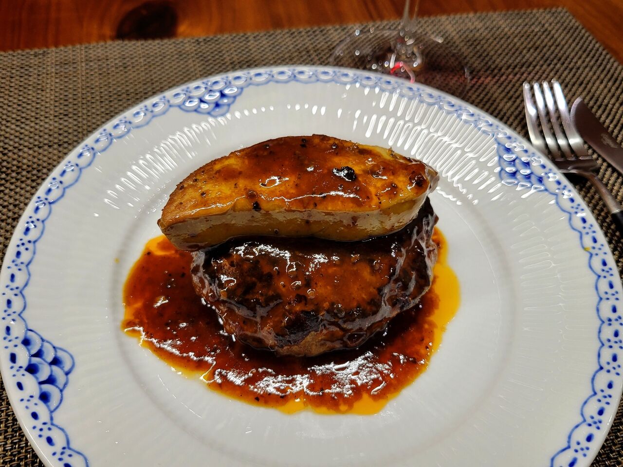 フォアグラが食べたすぎて 俺のec にて ロッシーニ風ハンバーグ 等を買ってみました Ol Happyaa のブログ フォアグラが食べたすぎて 俺のec にて ロッシーニ風ハンバーグ 等を買ってみました Ol Happyaa のブログ