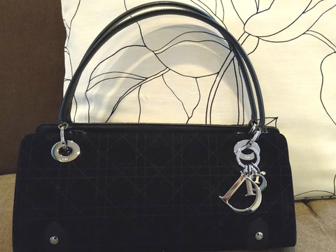 Dior」のバッグを修理に出して10年ぶりに復活ヽ(=´▽`=)ﾉ : OL