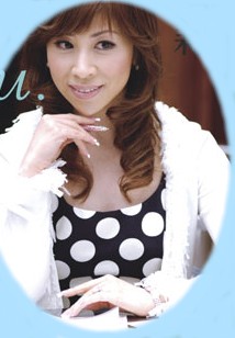 ａ ｂｉｔ ｏｆ ｈａｐｐｉｎｅｓｓ ｍｅｒｒｙ ｈａｐｐｉｎｅｓｓ