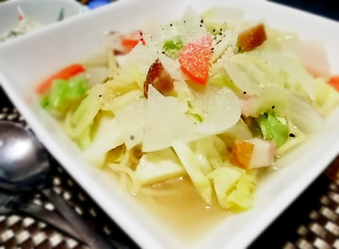 その他 コンソメスープパスタ