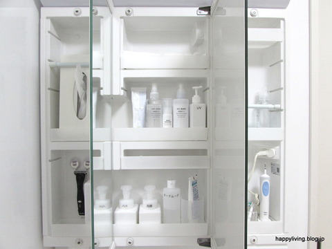 洗面台　鏡裏　収納　無印良品化粧品
