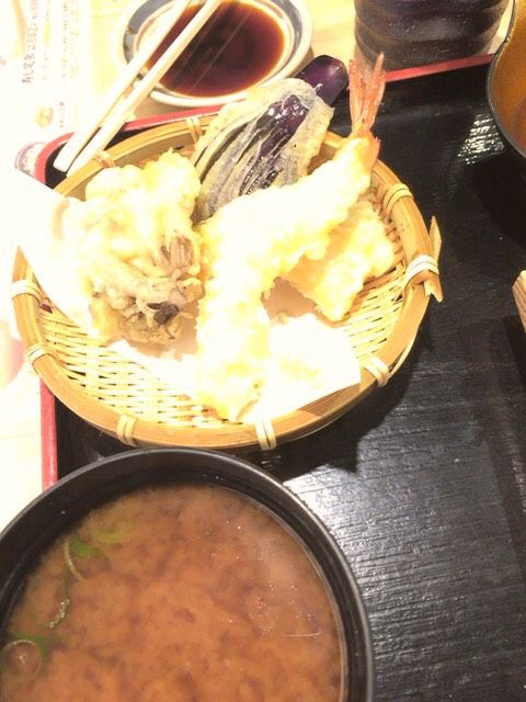 S__9895945