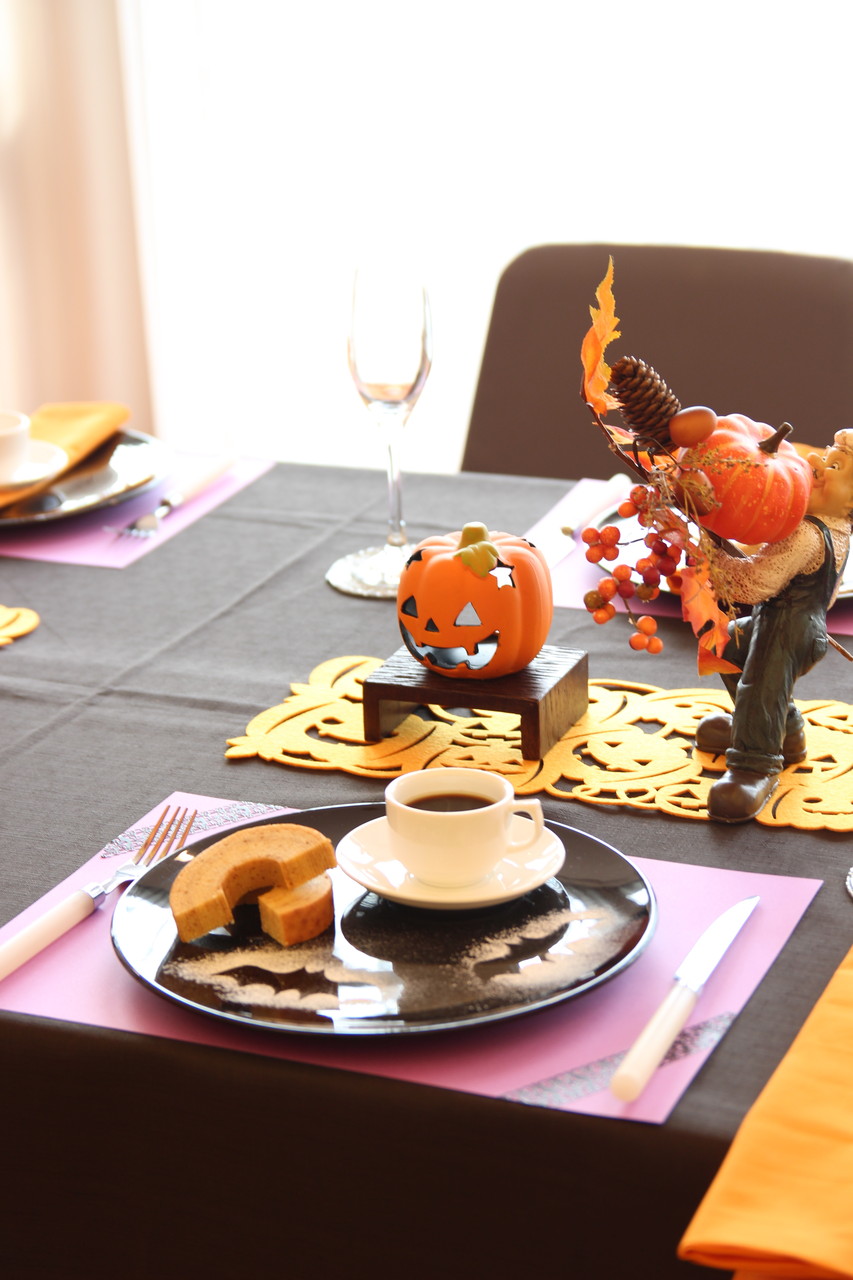 市販スイーツを盛り付けでハロウィンのおもてなしプレートに 我が家のおもてなし