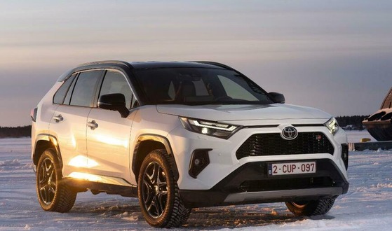 RAV4