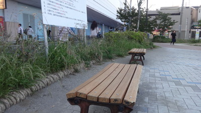妙典駅前