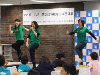 ���礦������